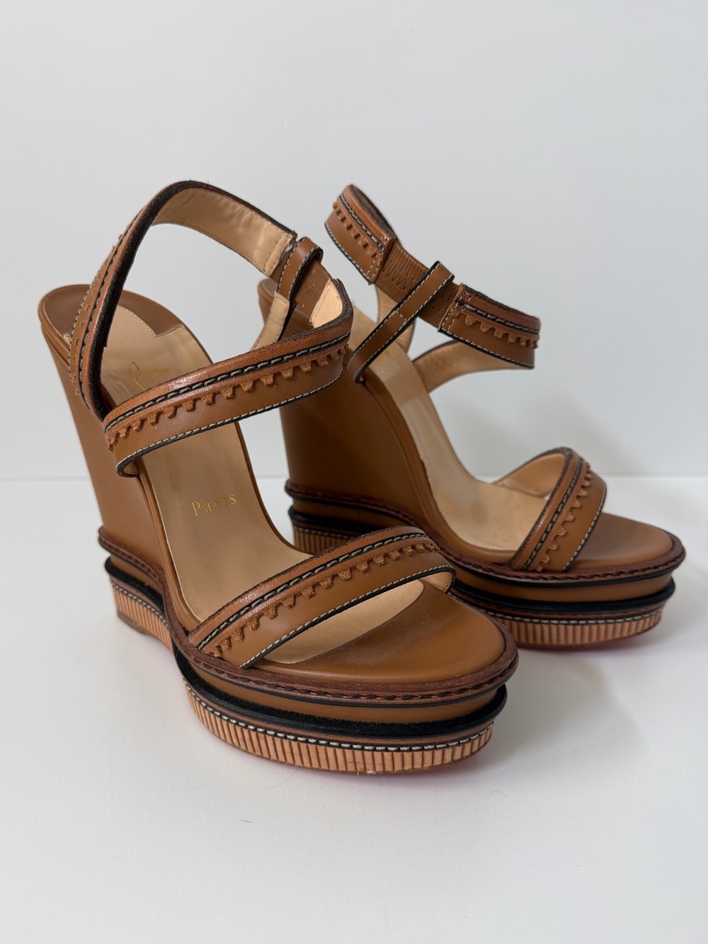 Christian Louboutin Trepi 140 Scalloped Leather Wedge Sandals in Tan, Size 38/8